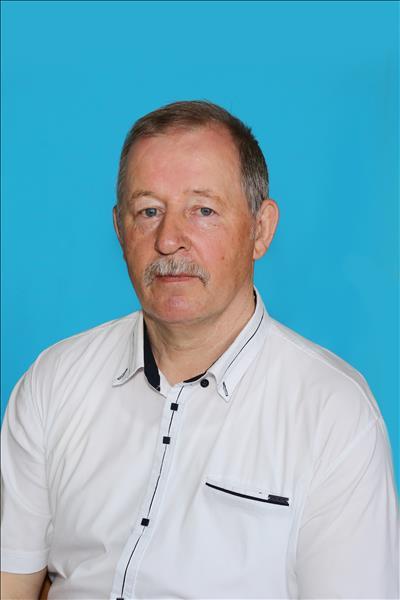 Омельков Александр Павлович.